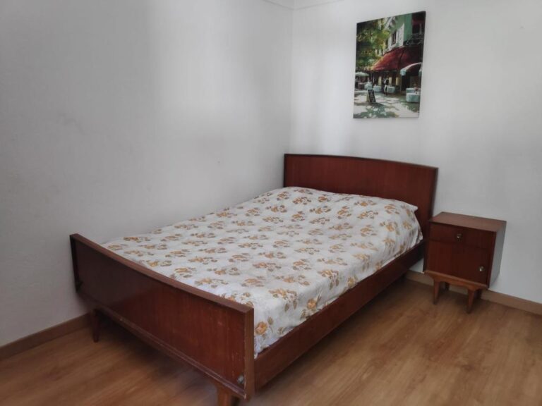 Lisbon Rentals STOUT